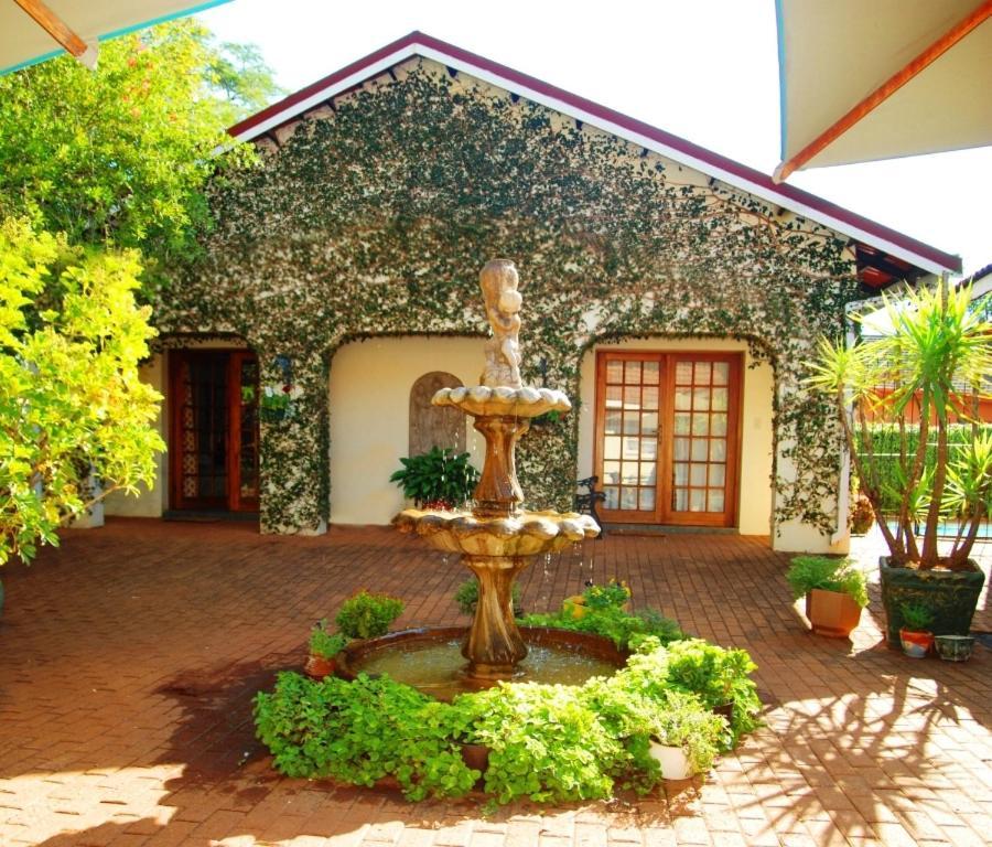 Bezuidenhout Guest House Malalane Εξωτερικό φωτογραφία