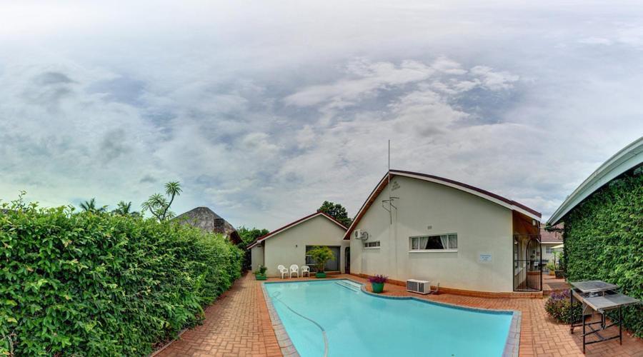 Bezuidenhout Guest House Malalane Εξωτερικό φωτογραφία